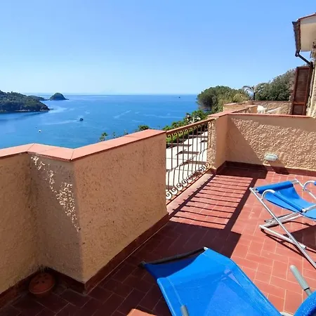 Apartment Punta Amare *