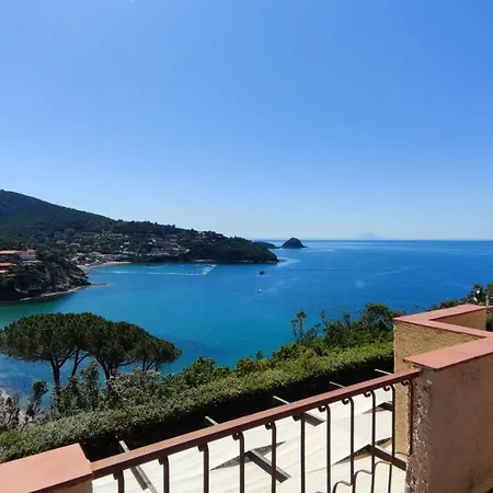 Apartment Punta Amare *
